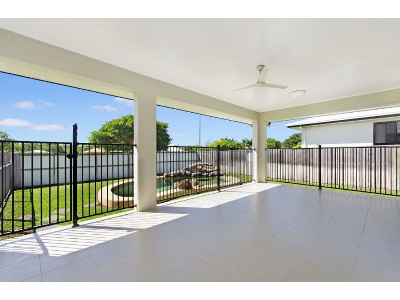 115 Shutehaven Circuit, Bushland Beach QLD 4818