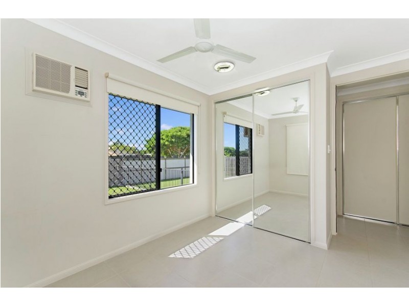 115 Shutehaven Circuit, Bushland Beach QLD 4818