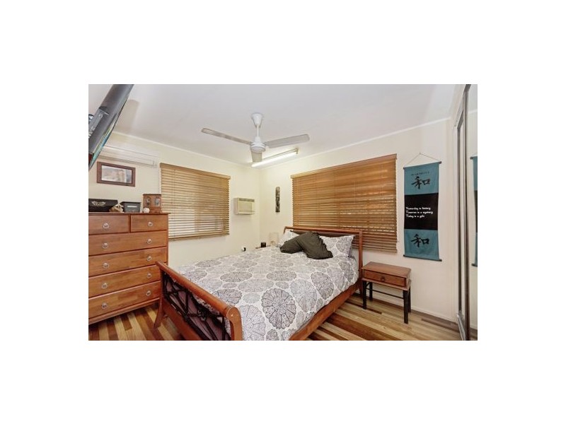 12 Karina Crescent, Rasmussen QLD 4815