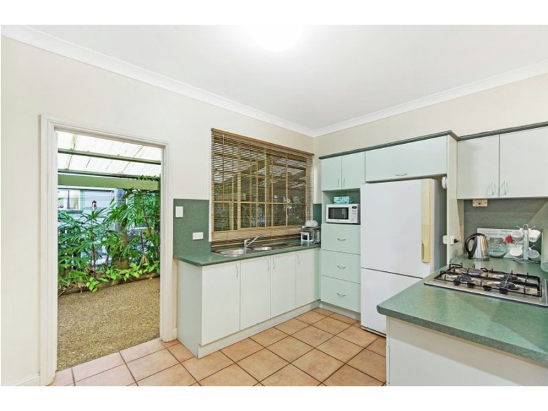 6a Estate Street, West End QLD 4810