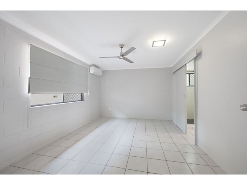 2/105 Francis Street, West End QLD 4810