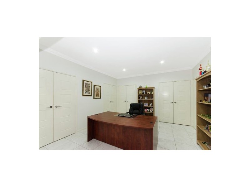 30 Tennessee Way, Kelso QLD 4815