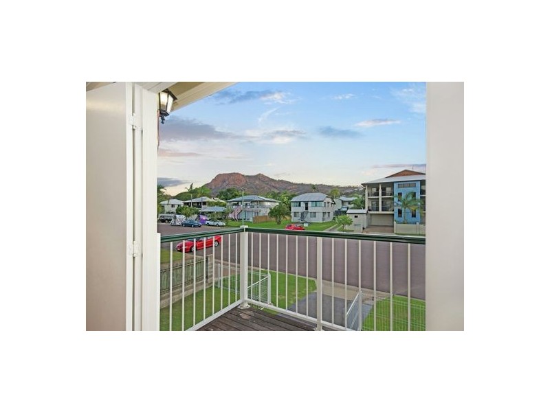 51 Cook Street, North Ward QLD 4810