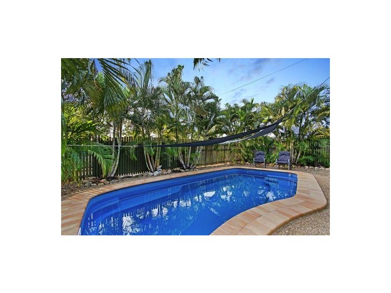 222 Charles Street, Cranbrook QLD 4814