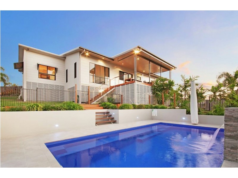 5 Harrier Court, Bushland Beach QLD 4818