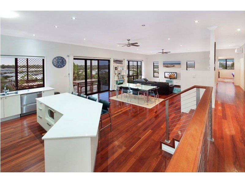 5 Harrier Court, Bushland Beach QLD 4818