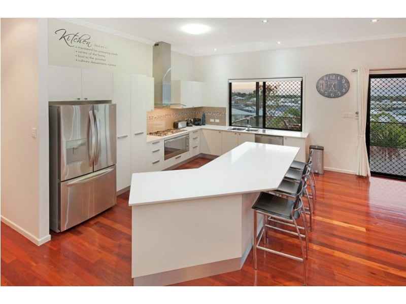 5 Harrier Court, Bushland Beach QLD 4818