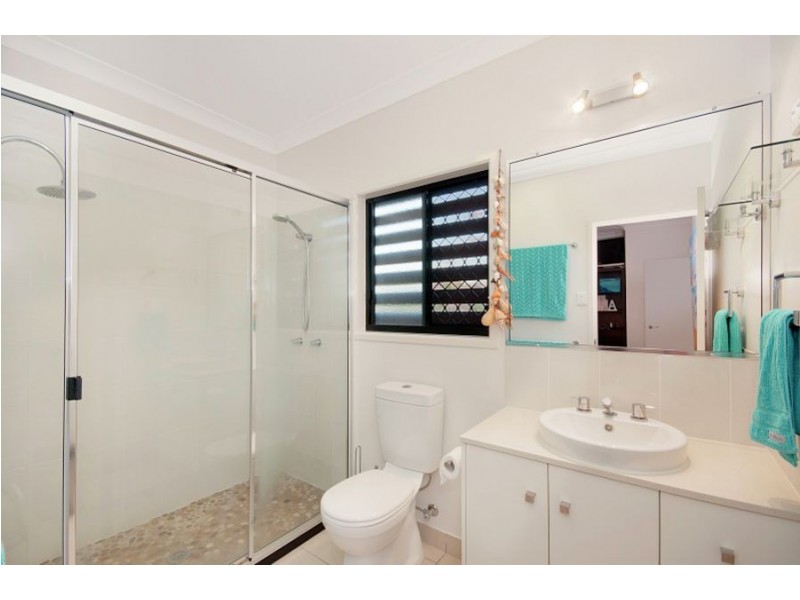 5 Harrier Court, Bushland Beach QLD 4818