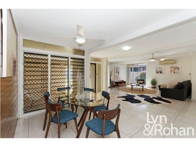 8 Sallows Street, Pallarenda QLD 4810