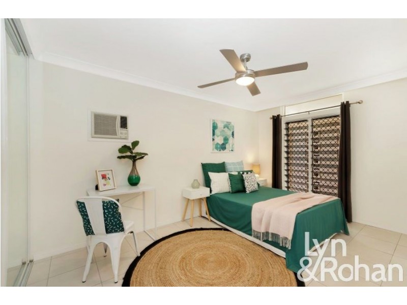 8 Sallows Street, Pallarenda QLD 4810