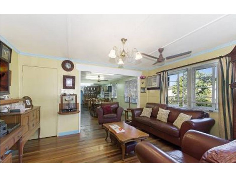 25 Gorden Street, Garbutt QLD 4814