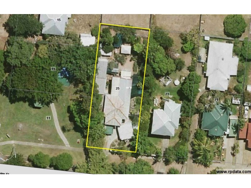 25 Gorden Street, Garbutt QLD 4814