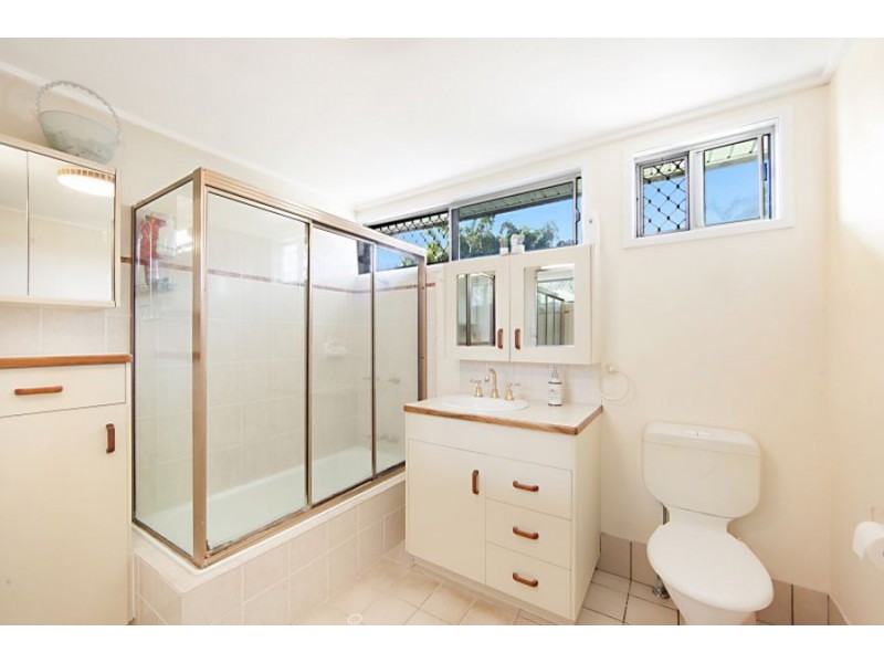 14 Buchanan Street, Mount Louisa QLD 4814