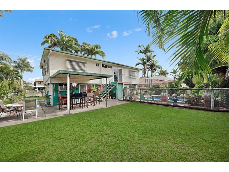 14 Buchanan Street, Mount Louisa QLD 4814