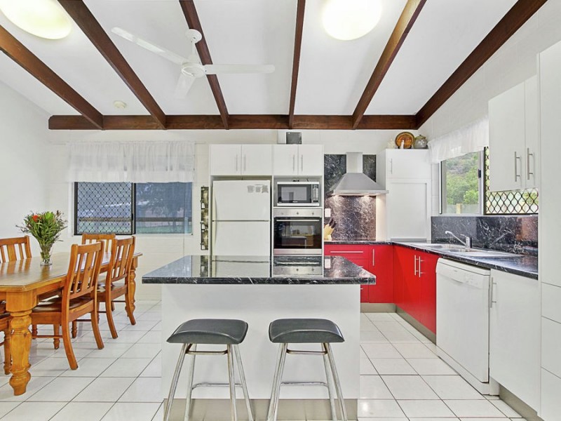 6 Sharp Street, Mount Louisa QLD 4814