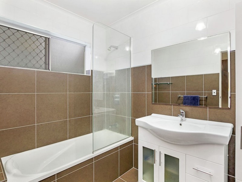 6 Sharp Street, Mount Louisa QLD 4814