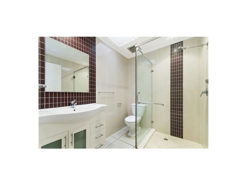 3/27 Harold Street, West End QLD 4810