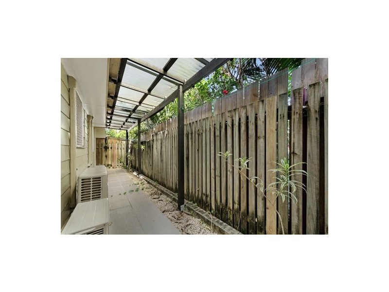 3/27 Harold Street, West End QLD 4810