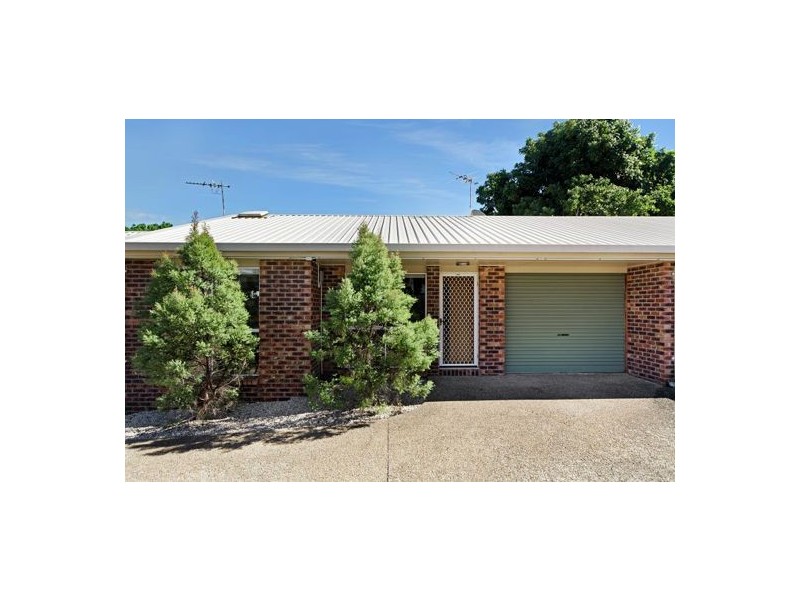 3/27 Harold Street, West End QLD 4810