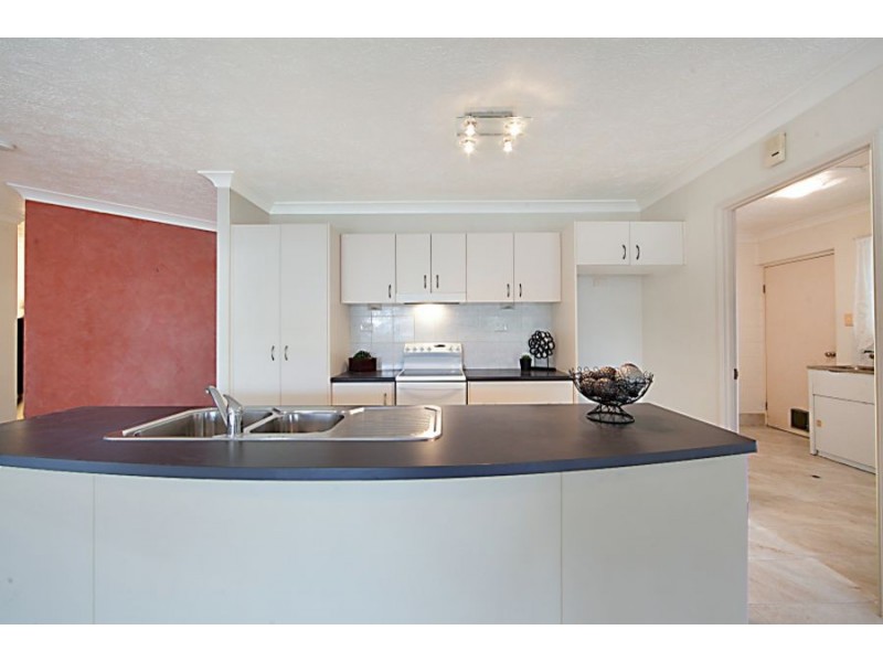 6 Bedrock Court, Mount Louisa QLD 4814