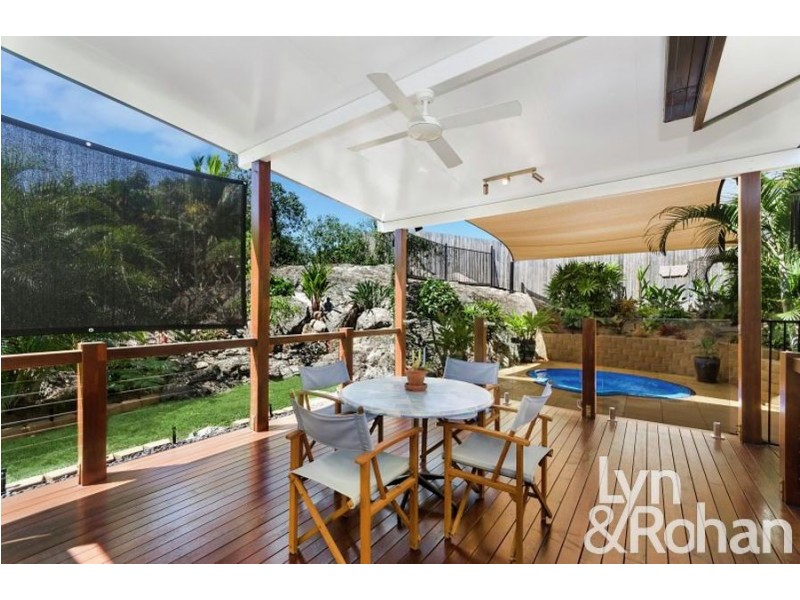 27 Bishop Street, Belgian Gardens QLD 4810