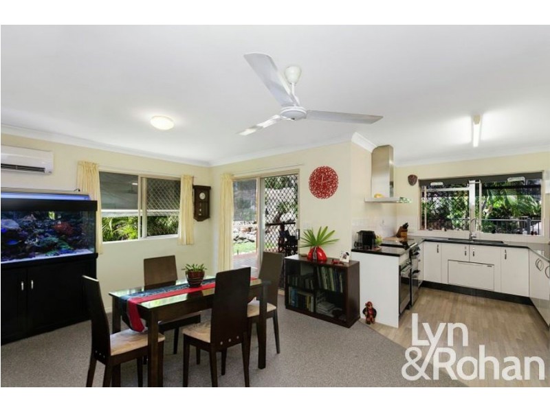 27 Bishop Street, Belgian Gardens QLD 4810