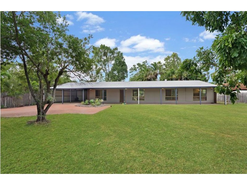 5 Bunya Street, Bushland Beach QLD 4818