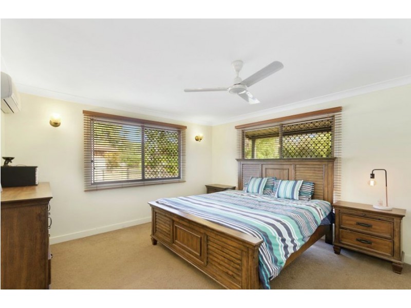 5 Bunya Street, Bushland Beach QLD 4818