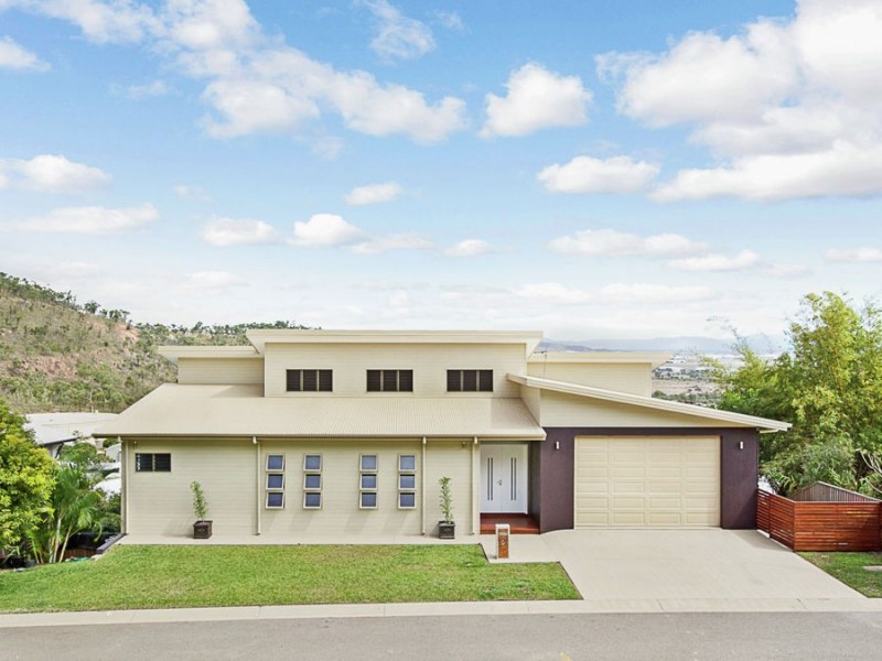 20 The Point, Castle Hill QLD 4810