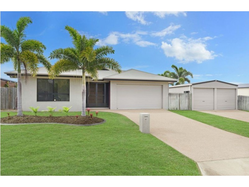 27 Seabrook Circuit, Bushland Beach QLD 4818
