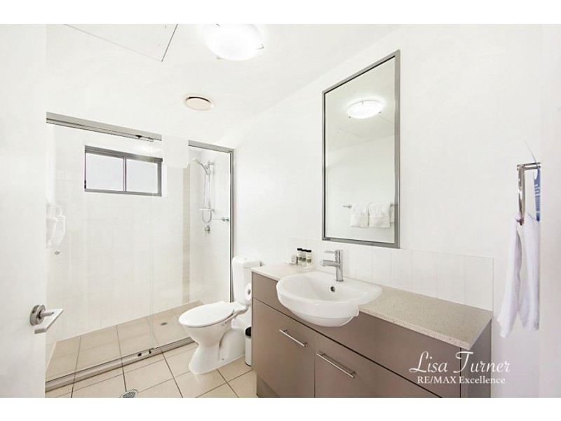 711/2 Dibbs Street, South Townsville QLD 4810