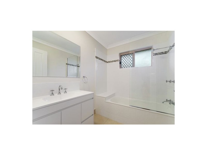 21 Templeton Crescent, Douglas QLD 4814