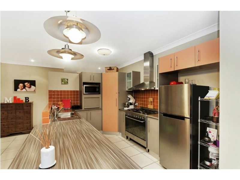 27 Anchorage Circuit, Bushland Beach QLD 4818