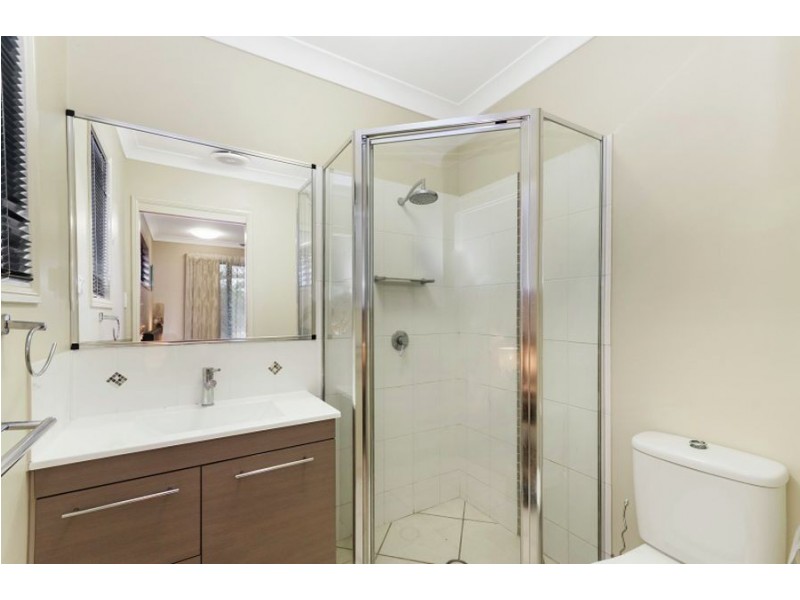 27 Anchorage Circuit, Bushland Beach QLD 4818