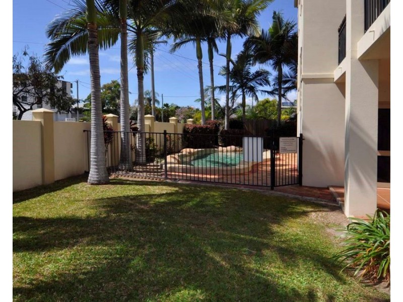 4/122 Eyre Street, North Ward QLD 4810