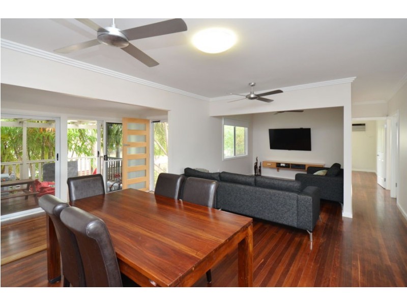 11 Bishop Street, Belgian Gardens QLD 4810