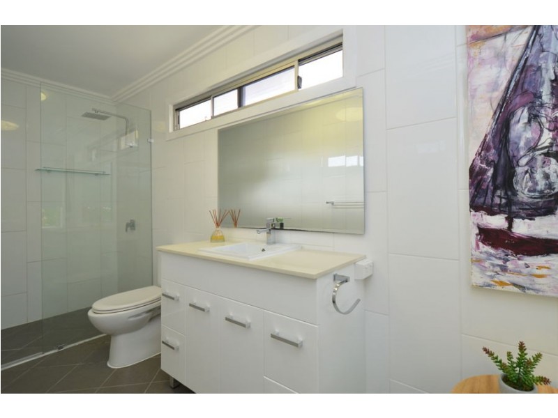 11 Bishop Street, Belgian Gardens QLD 4810