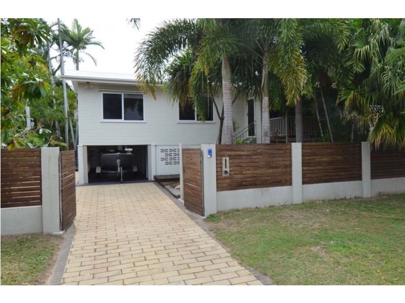 11 Bishop Street, Belgian Gardens QLD 4810