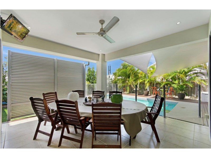 5 Cowrie Court, Bushland Beach QLD 4818