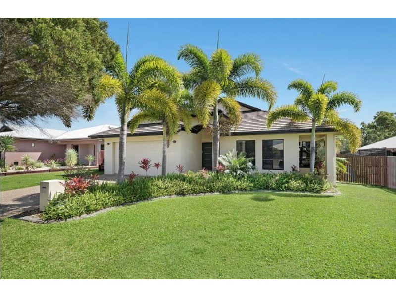 25 Woodwark Drive, Bushland Beach QLD 4818