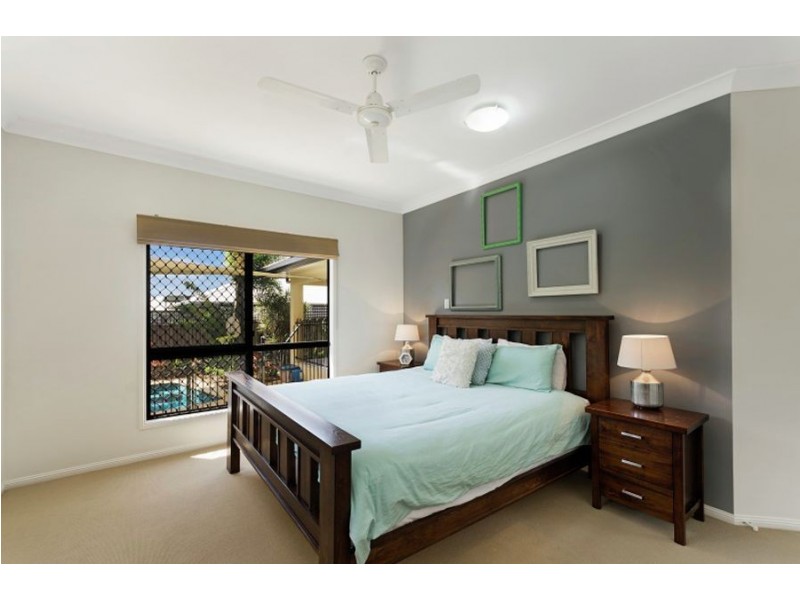 25 Woodwark Drive, Bushland Beach QLD 4818