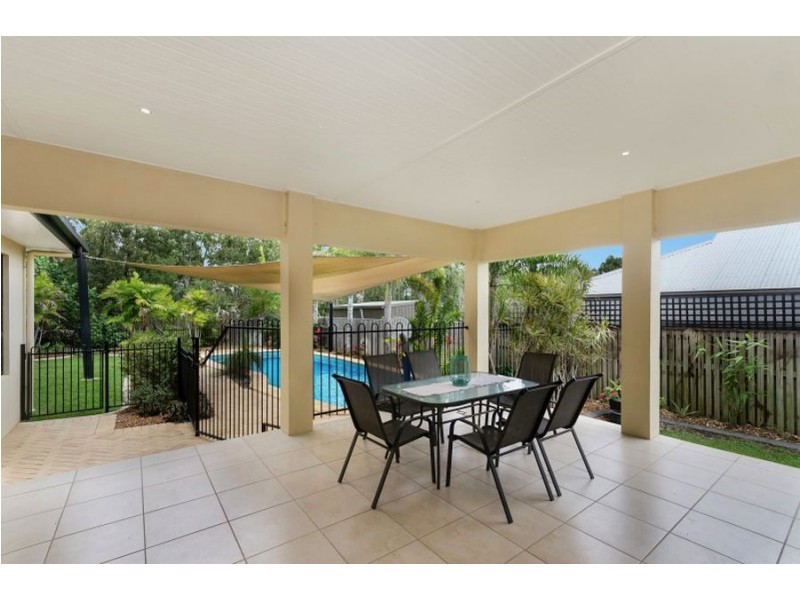 25 Woodwark Drive, Bushland Beach QLD 4818