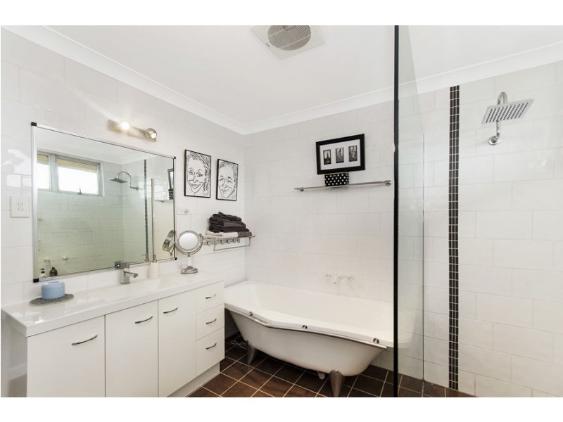 6 Kantara Court, Mundingburra QLD 4812