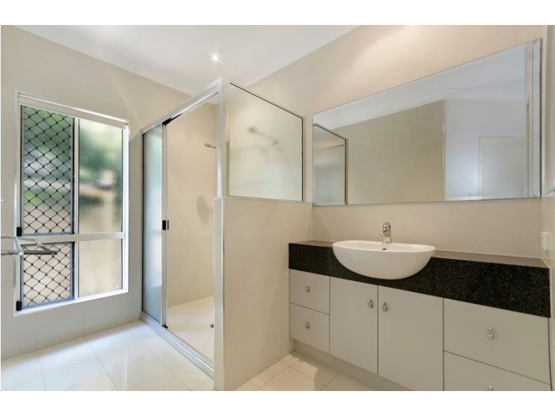 37 Marina Drive, Bushland Beach QLD 4818