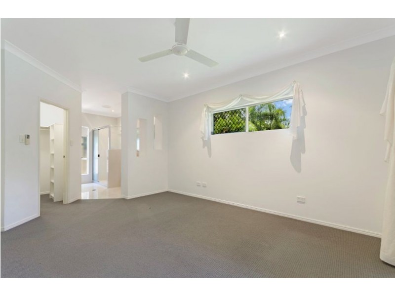 37 Marina Drive, Bushland Beach QLD 4818