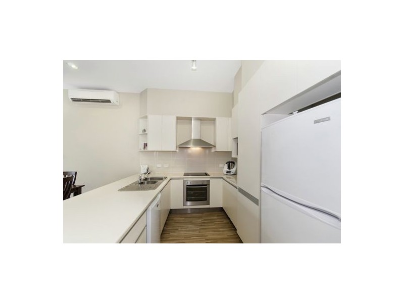 8 Truman Way, Mount Louisa QLD 4814