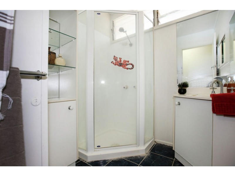 506 Bayswater Road, Mount Louisa QLD 4814