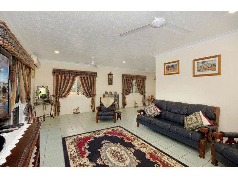 4 Linum Court, Bushland Beach QLD 4818