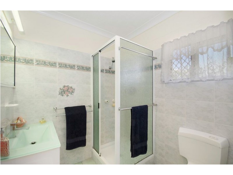 4 Linum Court, Bushland Beach QLD 4818