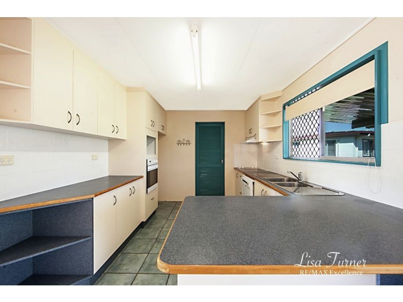 2 Blanes Street, Cranbrook QLD 4814